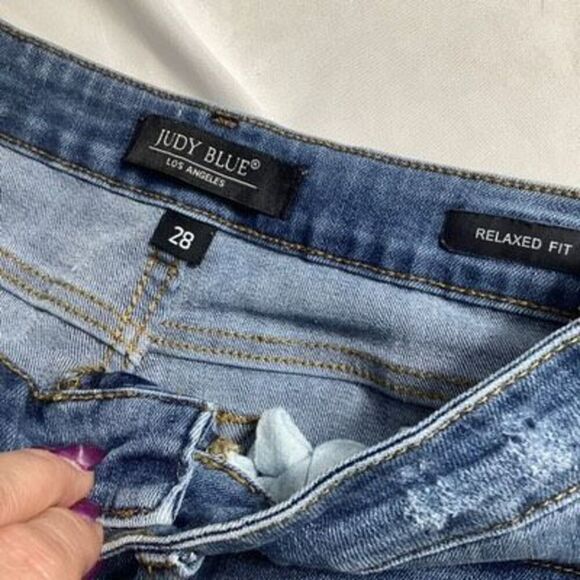 Judy Blue Women’s Mid Rise Tummy Control Destroyed Jeans Sz 28 - Picture 5 of 11